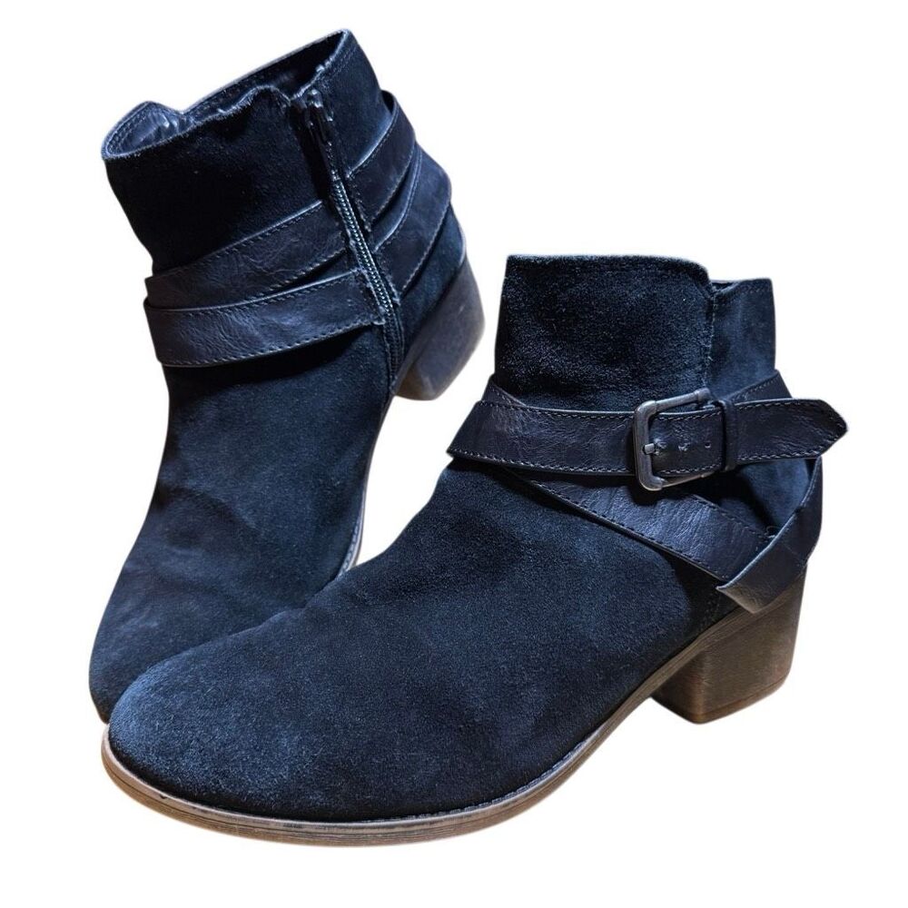 Sonoma Brown Zip-Up Buckled Booties Womenโs 9 Wide